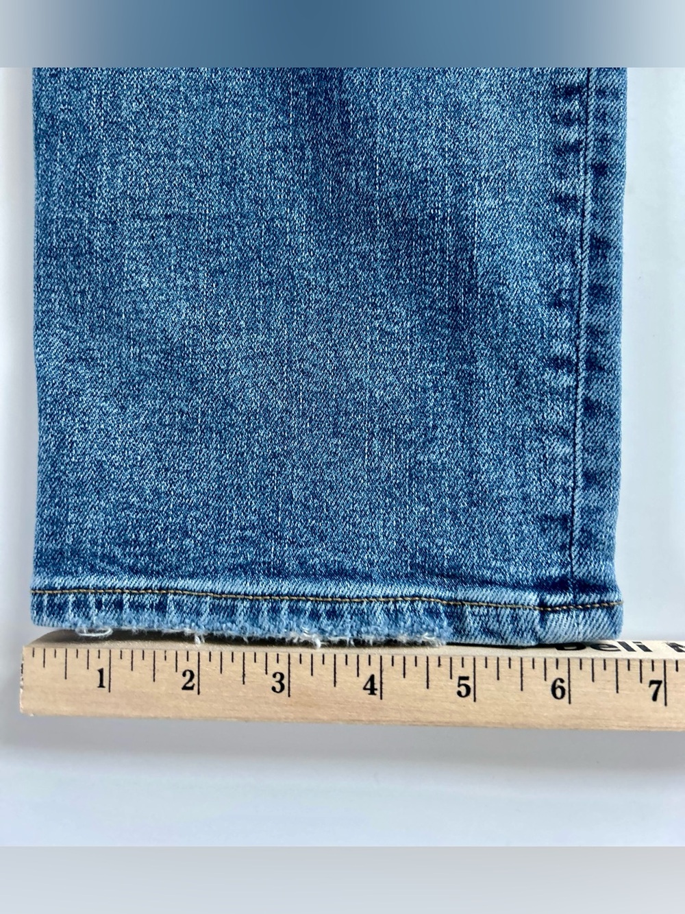 J. Crew Slim Boyfriend Jeans 28/30 Light Wash Mid Rise Stretch Denim BA784 - Picture 13 of 13